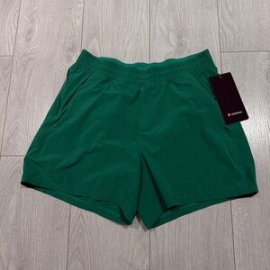 Lululemon pace breaker short 5” *LL